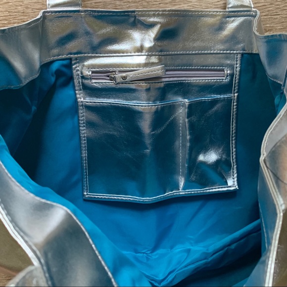 Dylan’s Candy Bar Tote Bag NWT - Picture 3 of 3